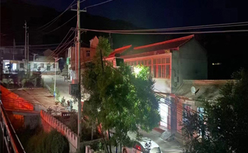 尼玛太阳能路灯防雷接地做法详解